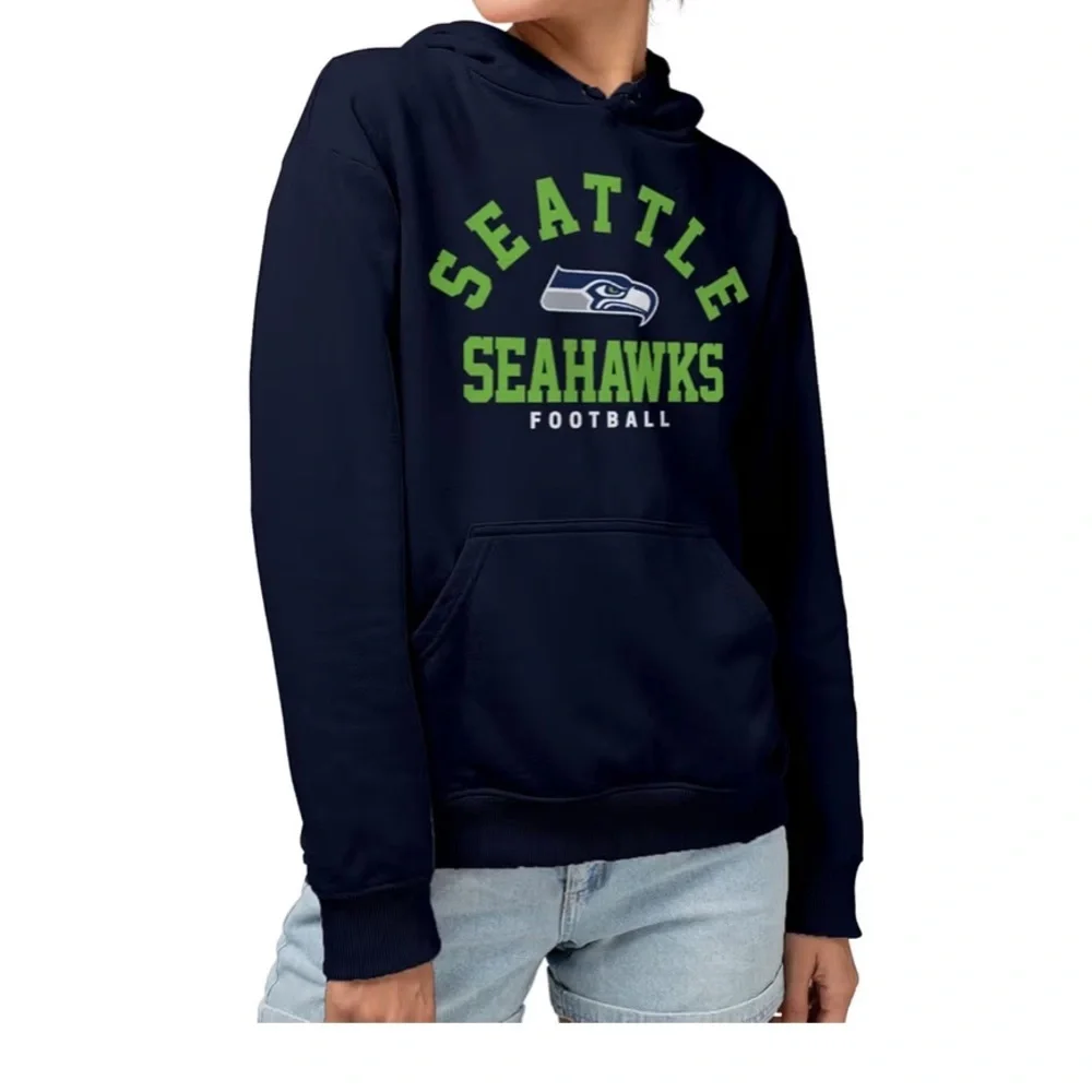 Fanatics Seattle Seahawks Men's Navy Pullover Hoodie – Large NWT